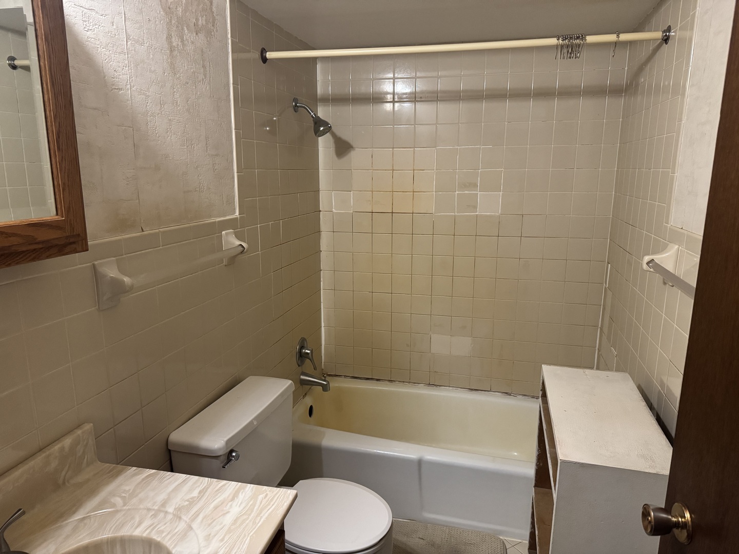 113 Town Crest Drive #D, New Lenox, IL 60451