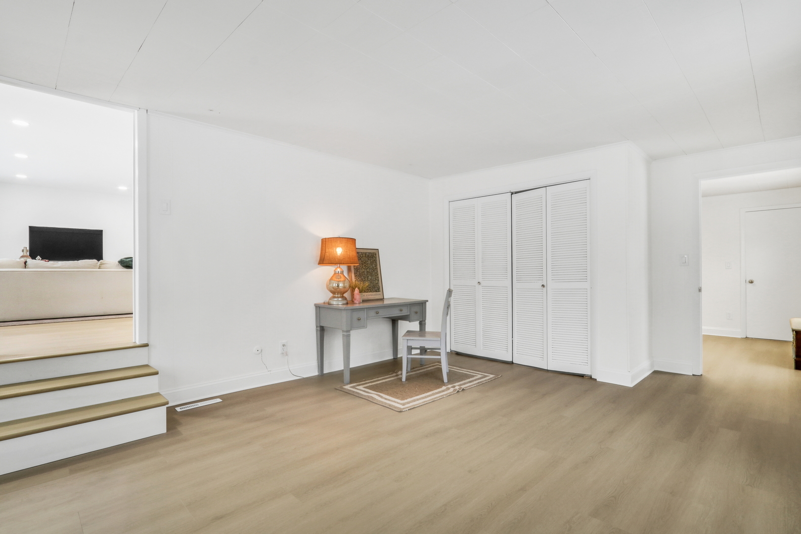 141 Park Avenue, Grayslake, IL 60030