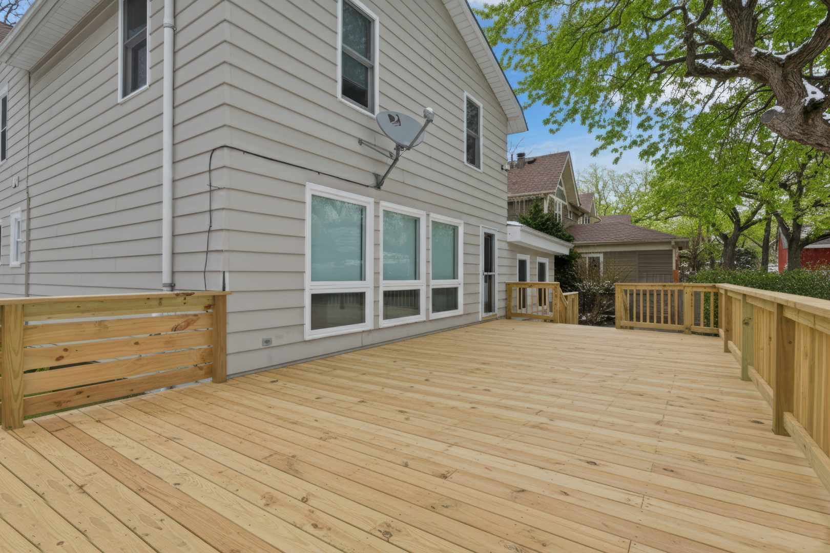 141 Park Avenue, Grayslake, IL 60030