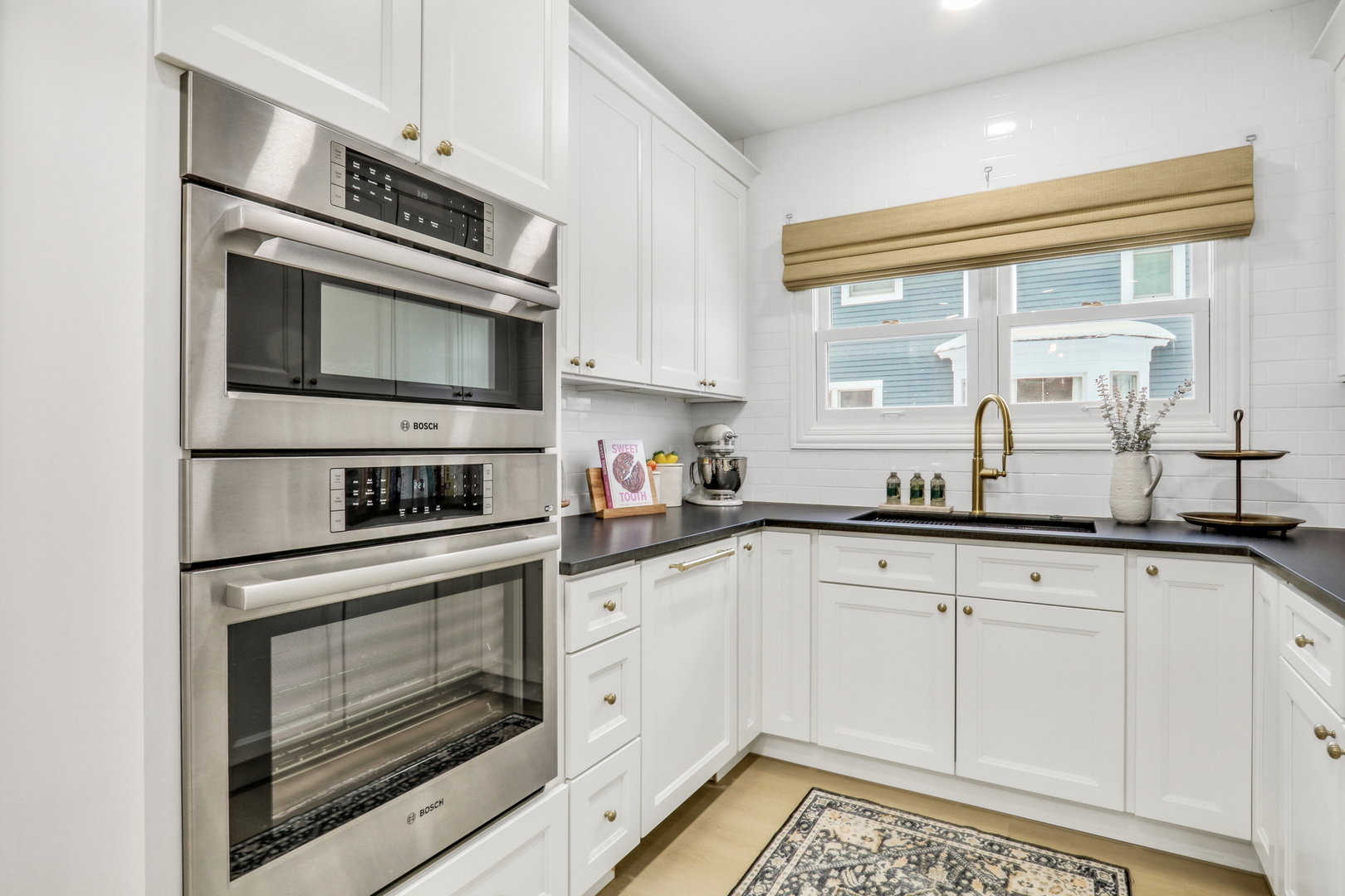 141 Park Avenue, Grayslake, IL 60030