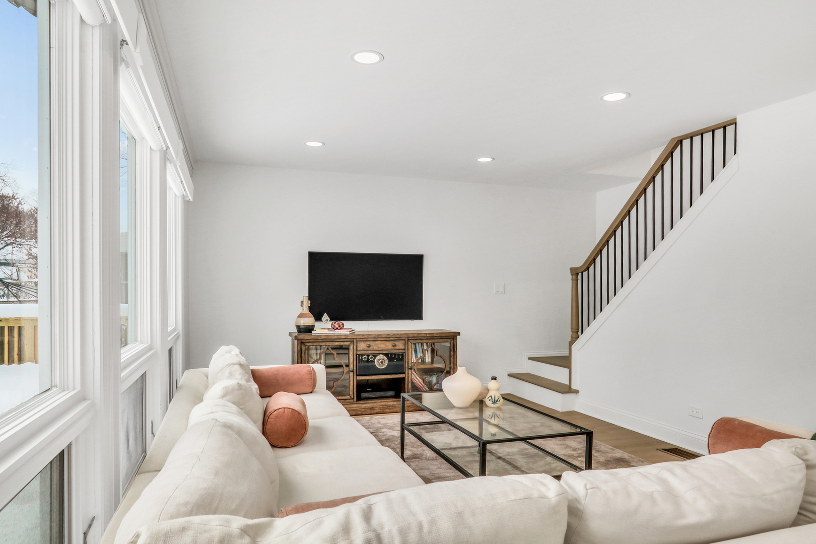 141 Park Avenue, Grayslake, IL 60030