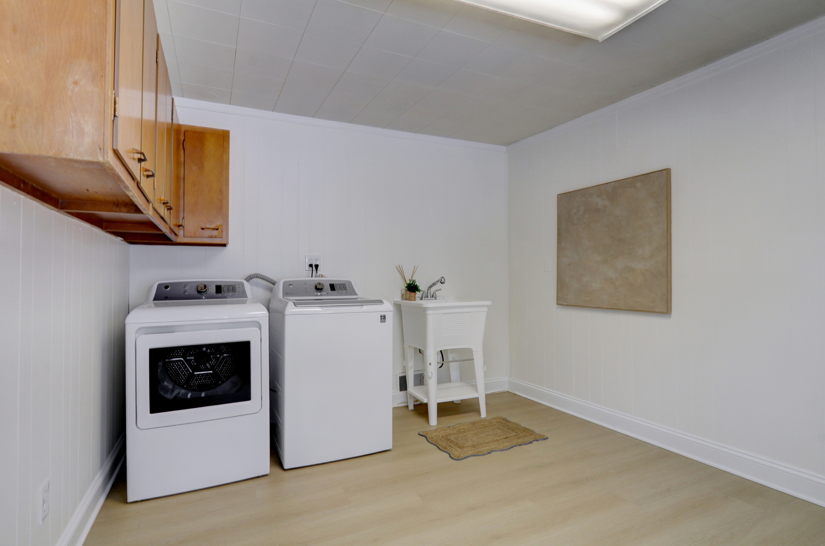 141 Park Avenue, Grayslake, IL 60030