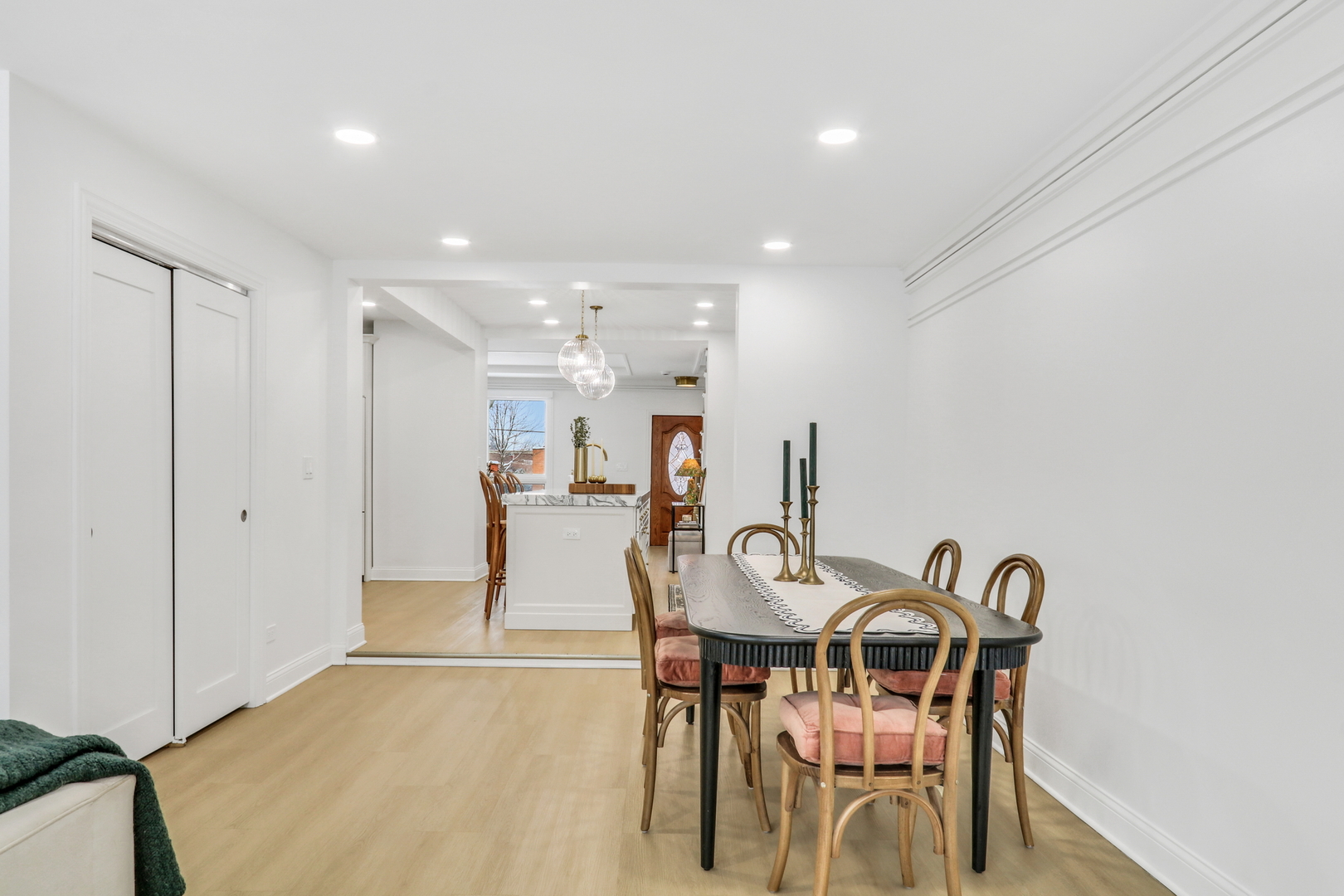 141 Park Avenue, Grayslake, IL 60030