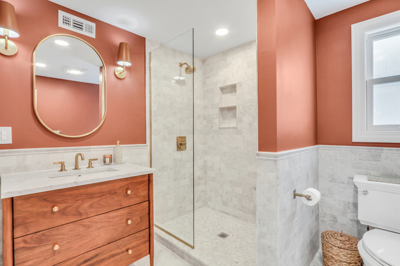 141 Park Avenue, Grayslake, IL 60030