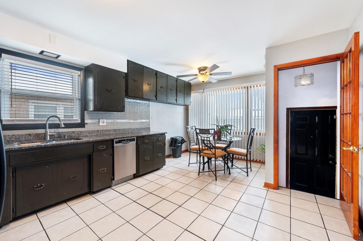 15726 Ingleside Avenue, Dolton, IL 60419