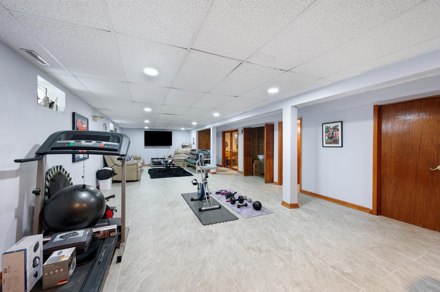 15726 Ingleside Avenue, Dolton, IL 60419