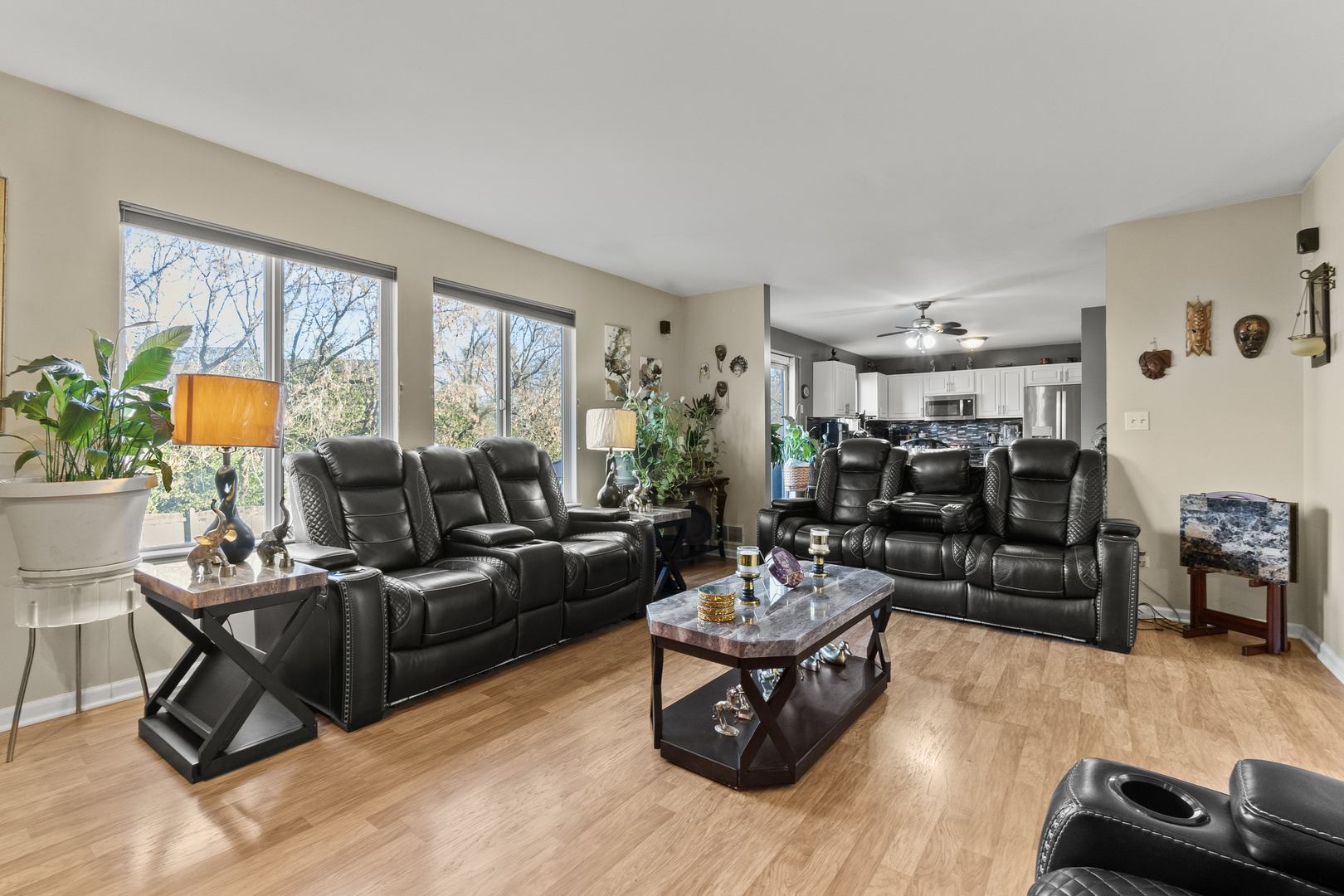 1907 Dawn Lane, Zion, IL 60099