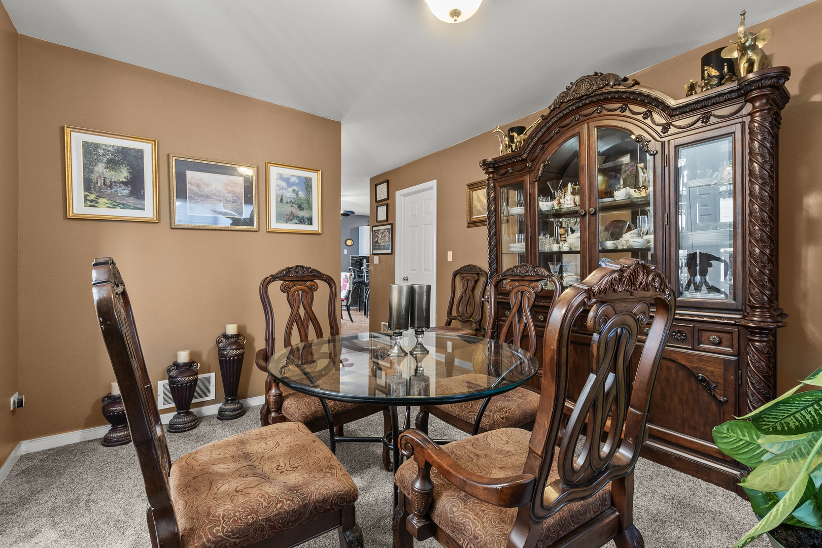 1907 Dawn Lane, Zion, IL 60099