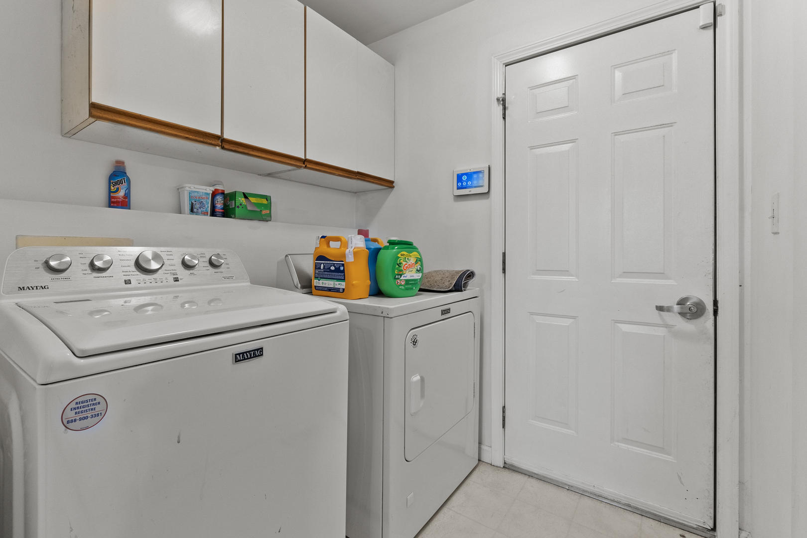 1907 Dawn Lane, Zion, IL 60099