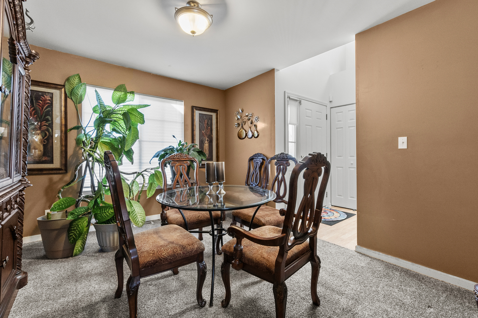 1907 Dawn Lane, Zion, IL 60099