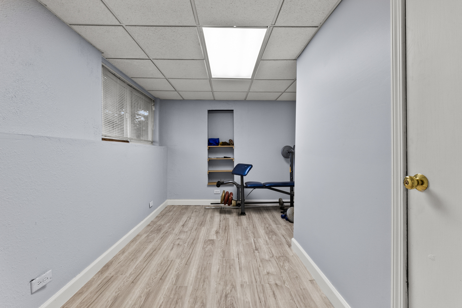 1907 Dawn Lane, Zion, IL 60099