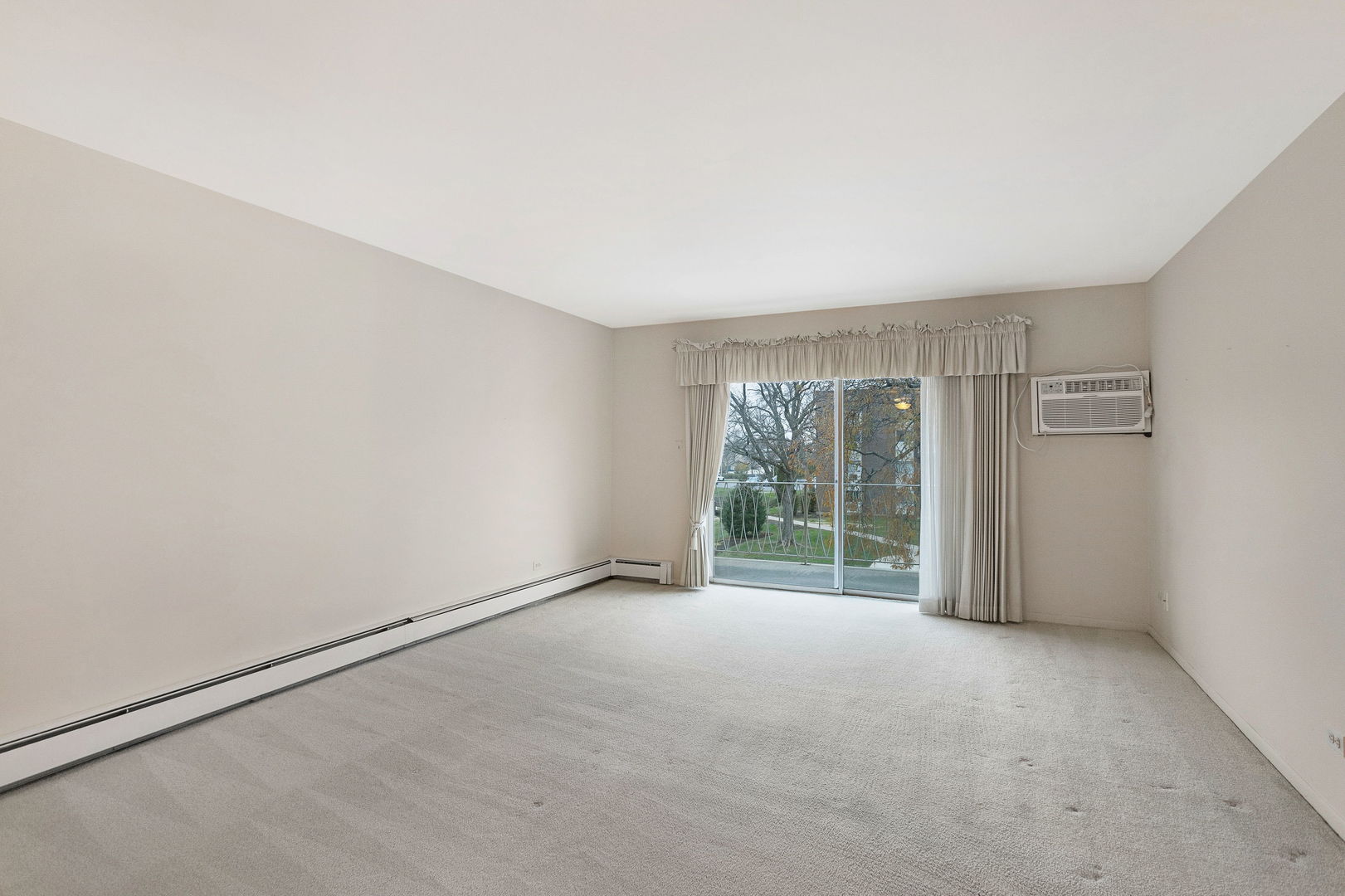 1321 S Finley Road #312, Lombard, IL 60148