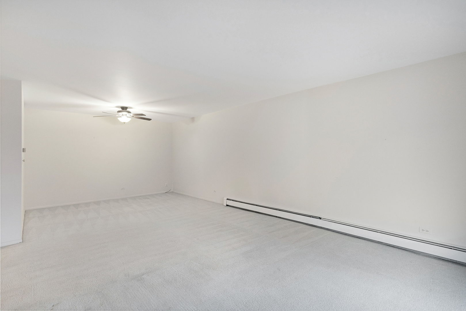 1321 S Finley Road #312, Lombard, IL 60148