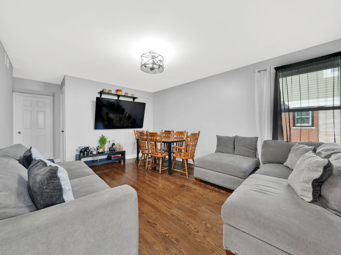 2644 Leona Street, Franklin Park, IL 60131