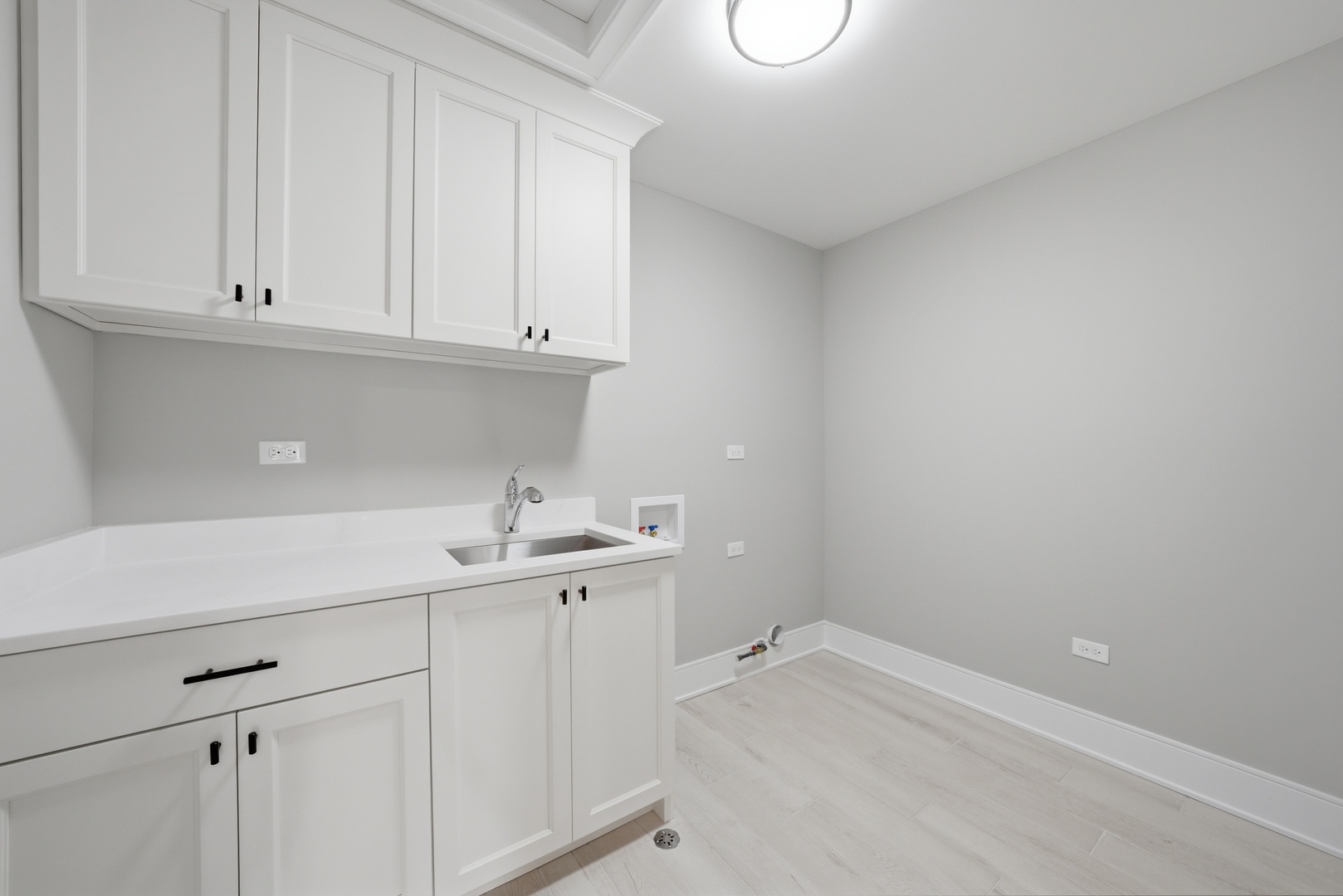 8620 Pine Ridge Drive, Frankfort, IL 60423