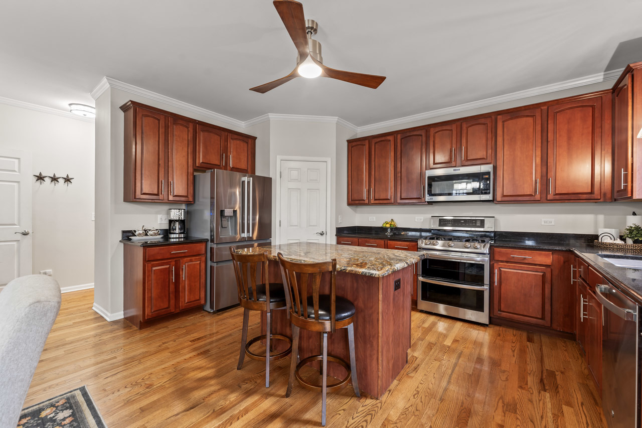 38 E Meadow Drive, Cortland, IL 60112