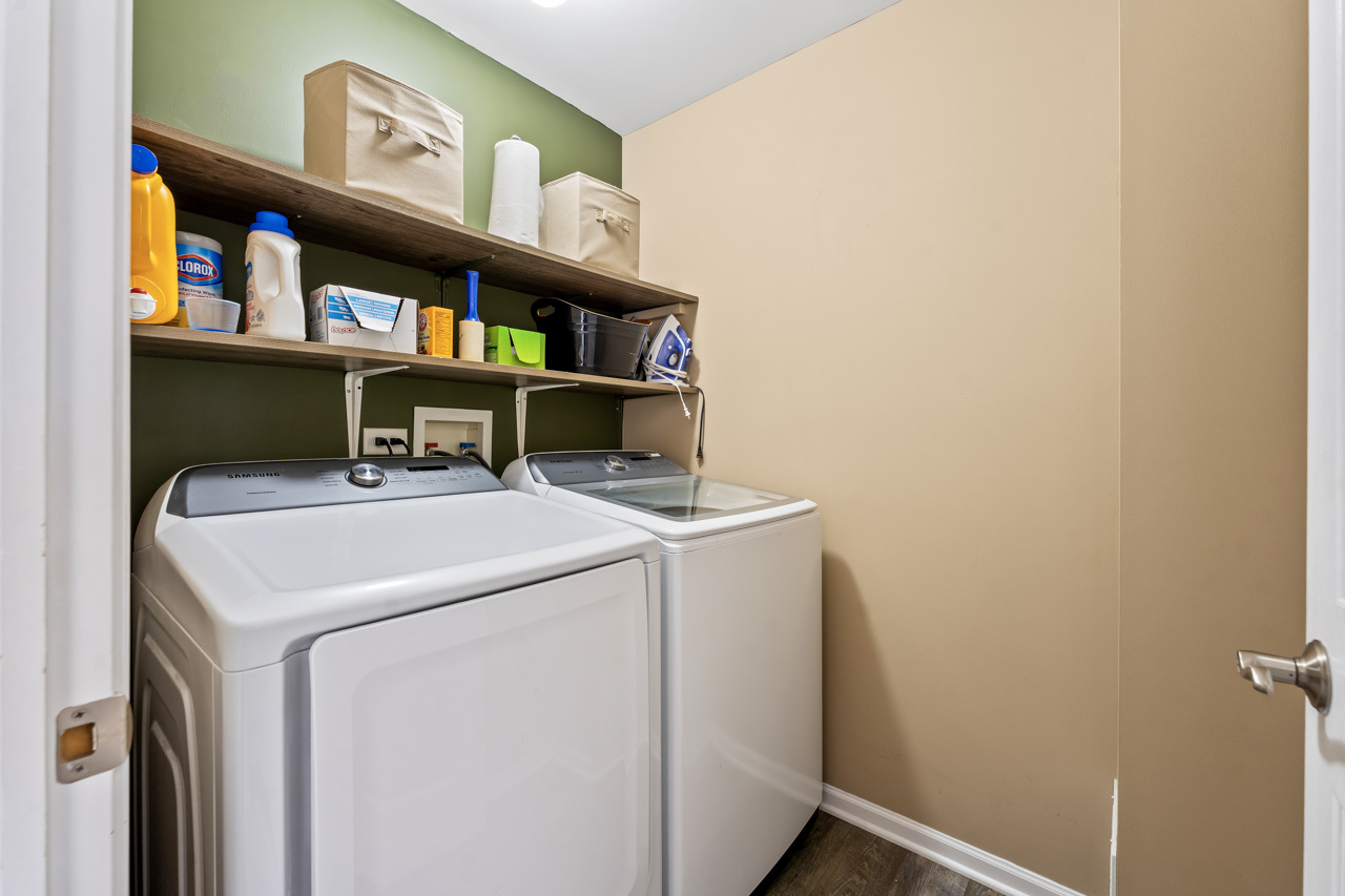 38 E Meadow Drive, Cortland, IL 60112