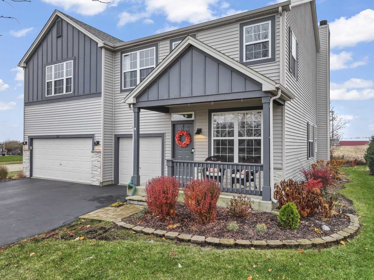 38 E Meadow Drive, Cortland, IL 60112