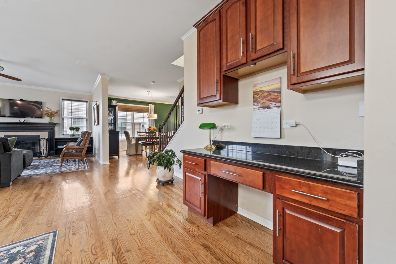 38 E Meadow Drive, Cortland, IL 60112