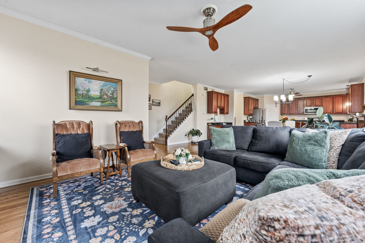 38 E Meadow Drive, Cortland, IL 60112