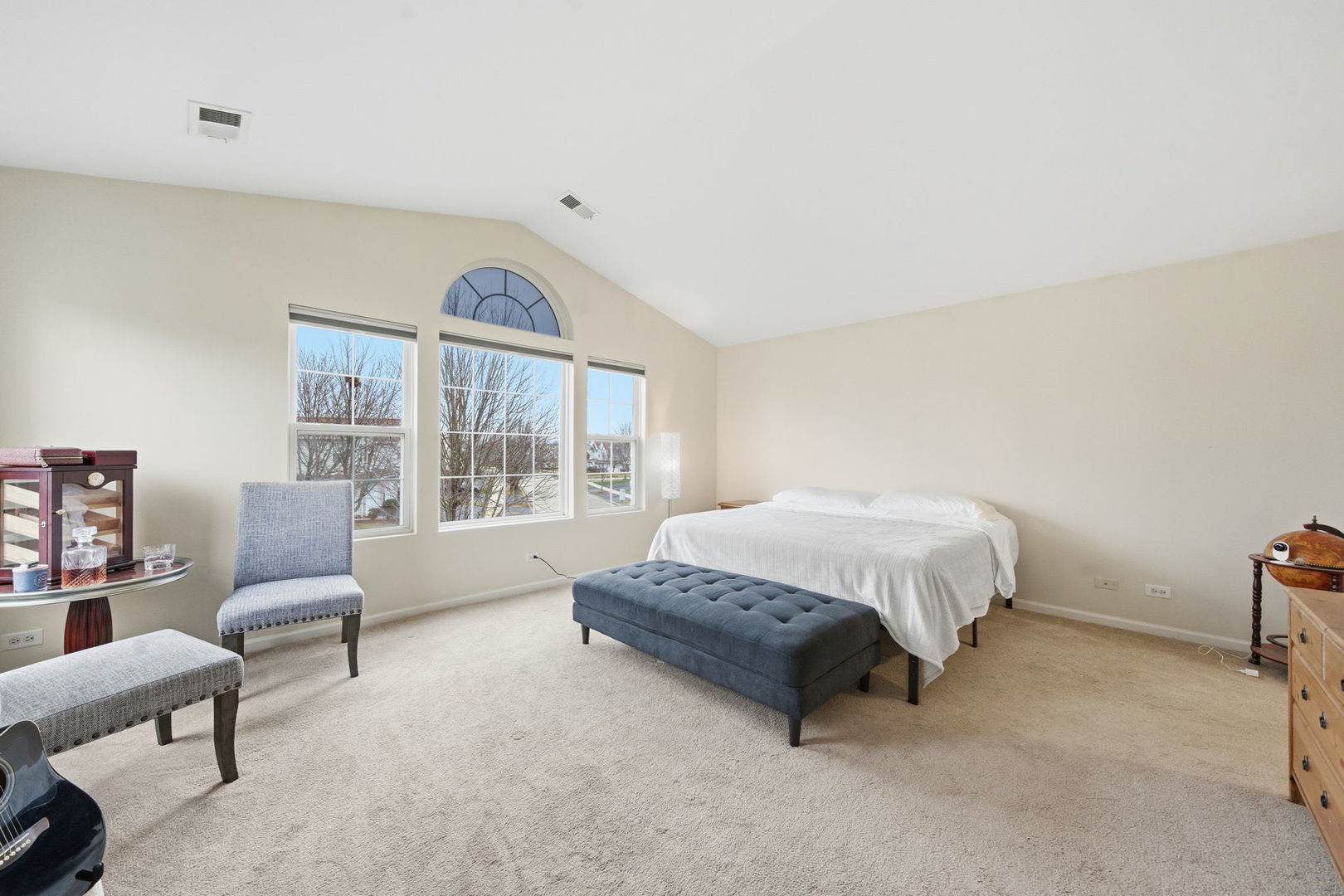 1836 Candlelight Circle #1836, Montgomery, IL 60538