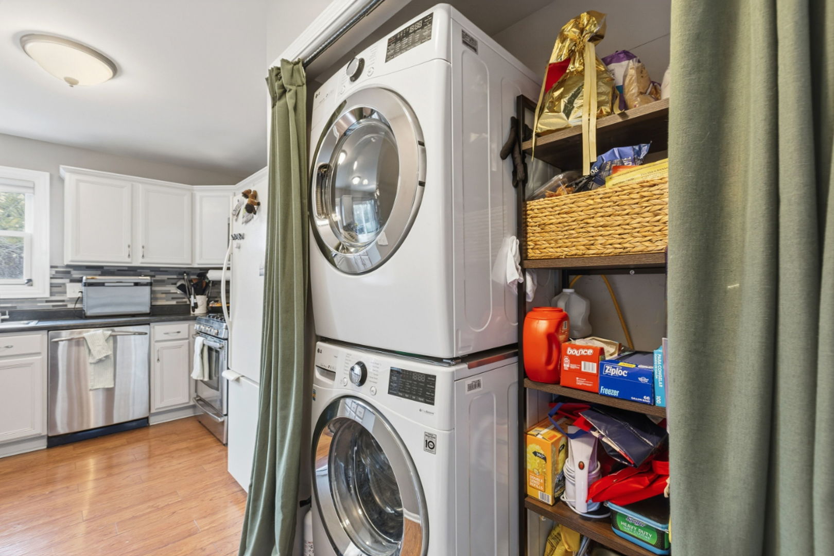 2138 N Green Valley Lane, Round Lake Beach, IL 60073