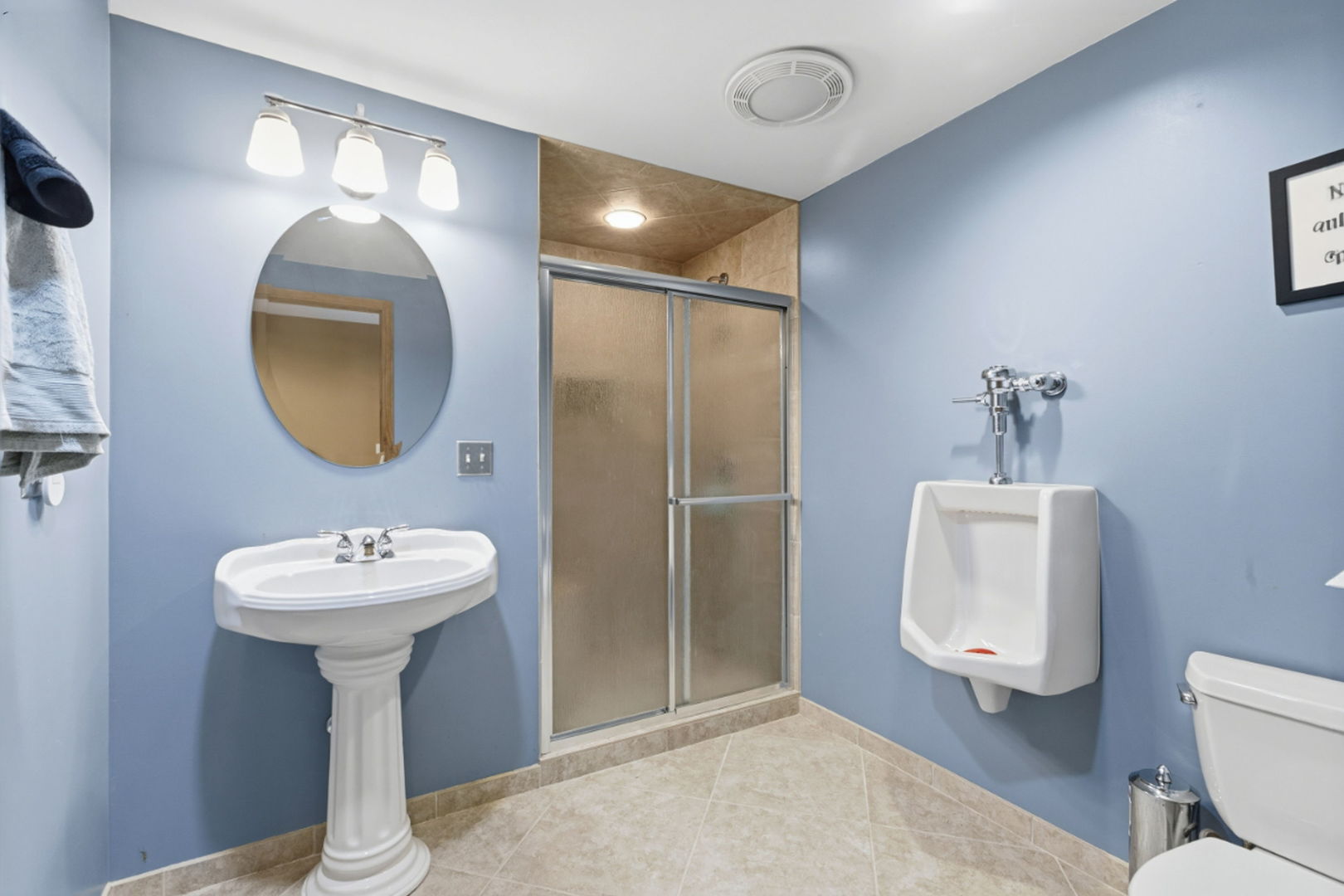 2138 N Green Valley Lane, Round Lake Beach, IL 60073