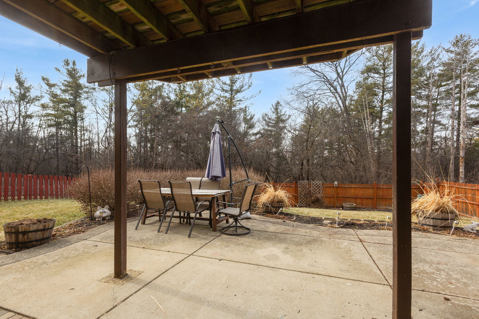 2138 N Green Valley Lane, Round Lake Beach, IL 60073