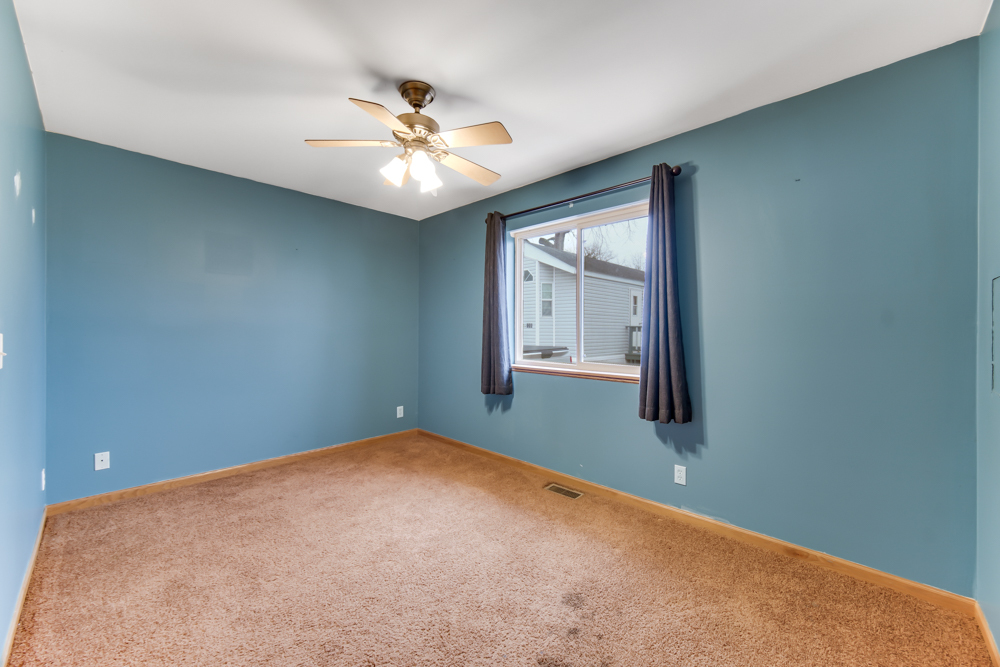 134 Fossil Lake Road, Wilmington, IL 60481