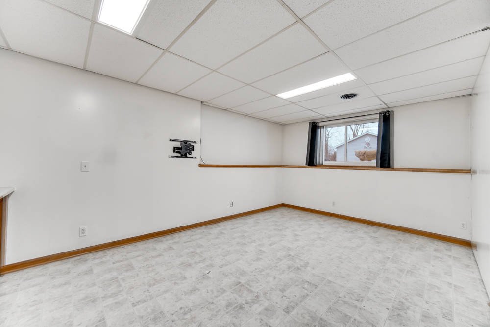 134 Fossil Lake Road, Wilmington, IL 60481