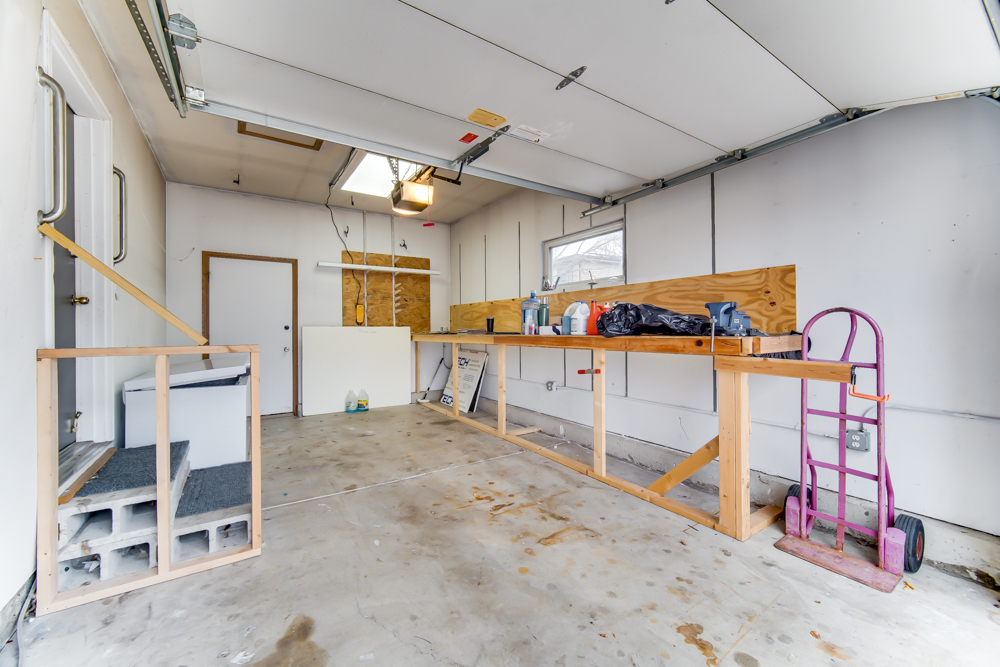 134 Fossil Lake Road, Wilmington, IL 60481