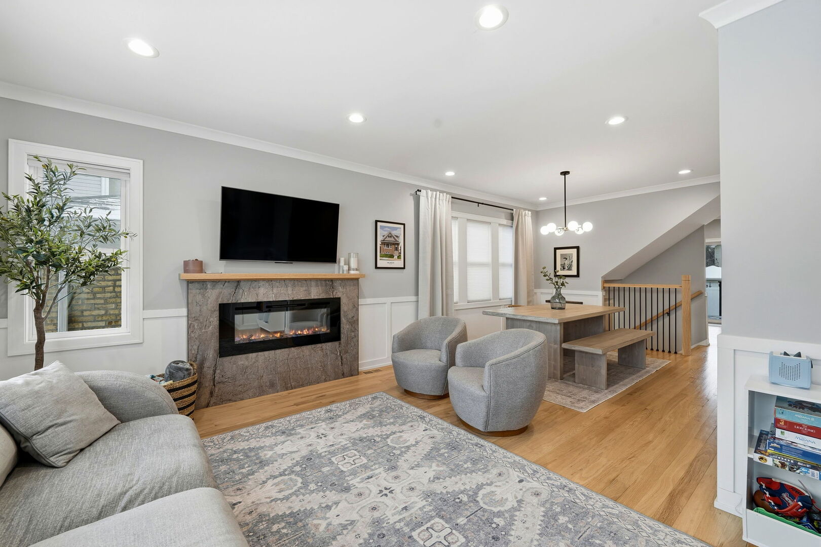 3806 N Nordica Avenue, Chicago, IL 60634