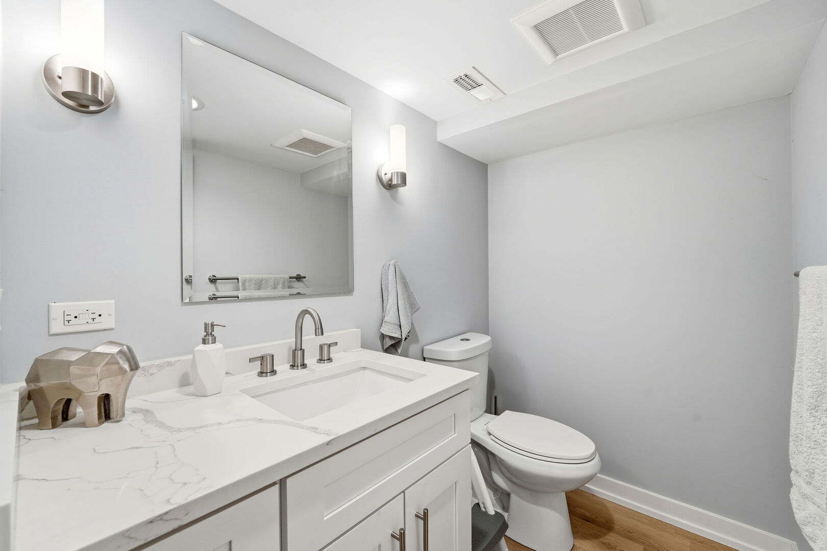 3806 N Nordica Avenue, Chicago, IL 60634