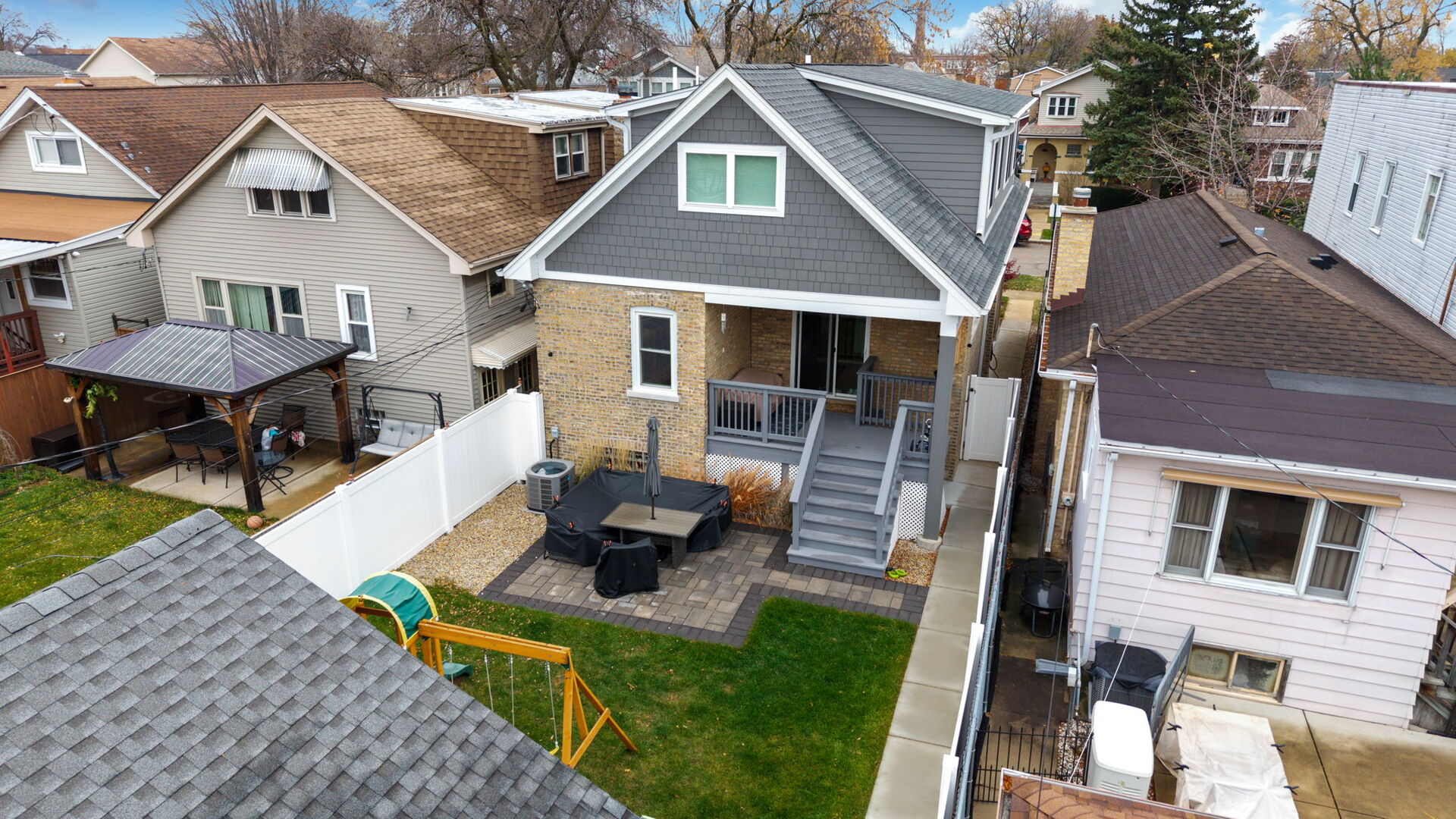 3806 N Nordica Avenue, Chicago, IL 60634
