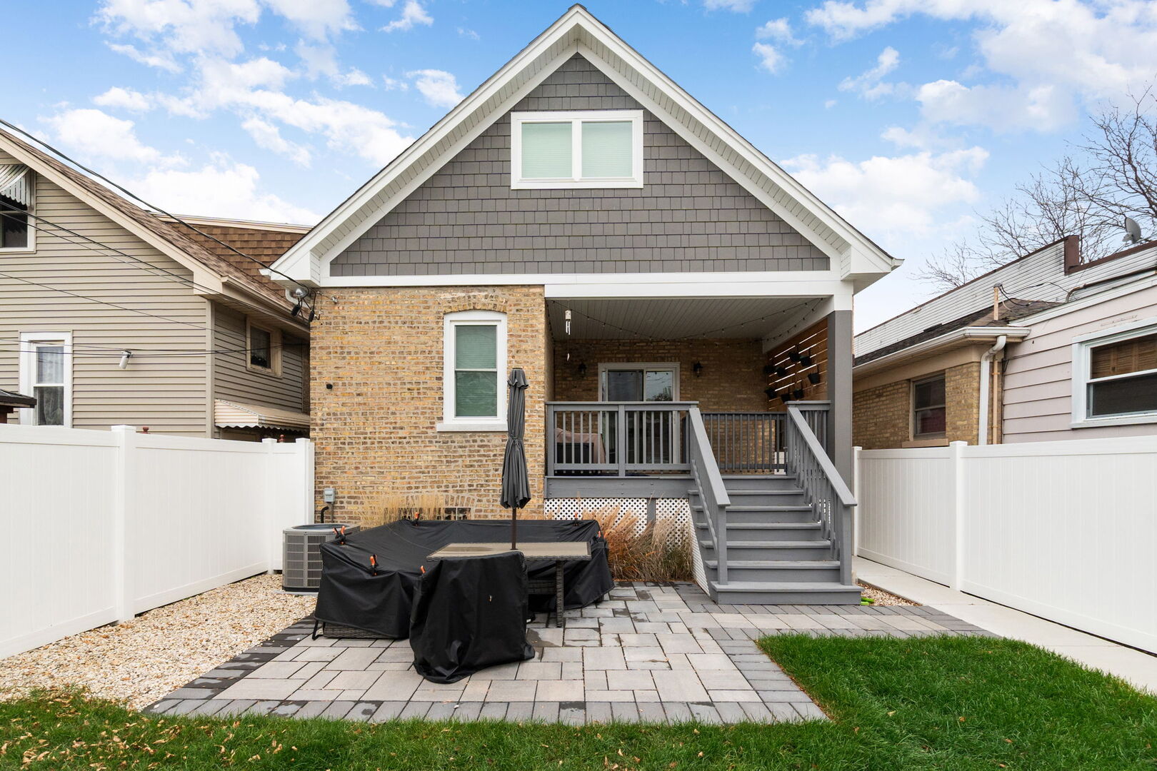 3806 N Nordica Avenue, Chicago, IL 60634