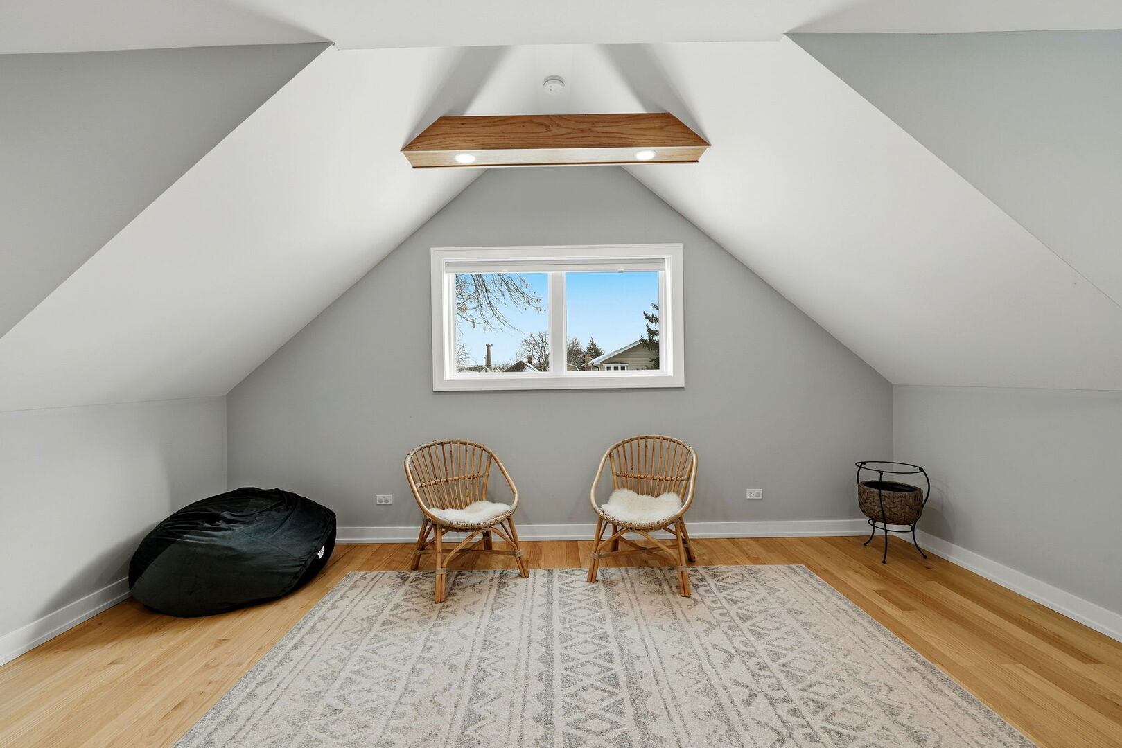 3806 N Nordica Avenue, Chicago, IL 60634