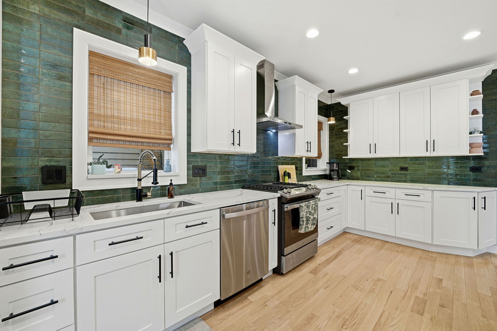 3806 N Nordica Avenue, Chicago, IL 60634