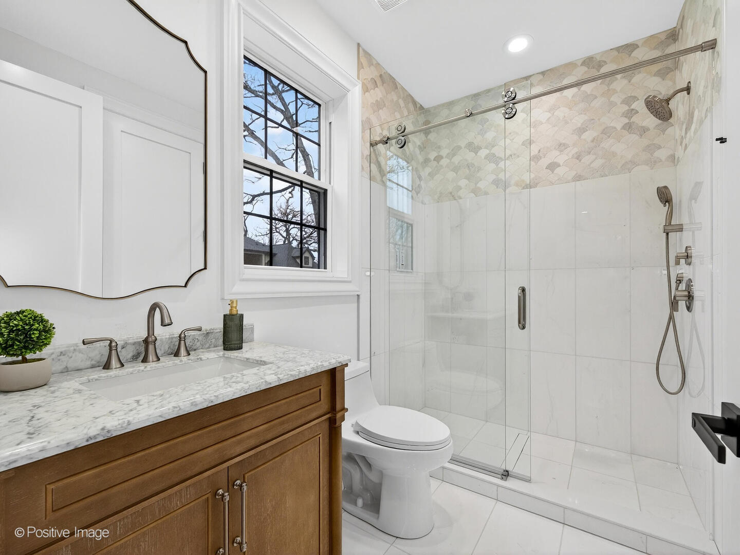 11300 Sequoya Lane, Indian Head Park, IL 60525