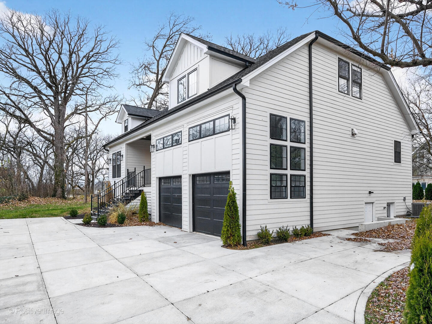 11300 Sequoya Lane, Indian Head Park, IL 60525