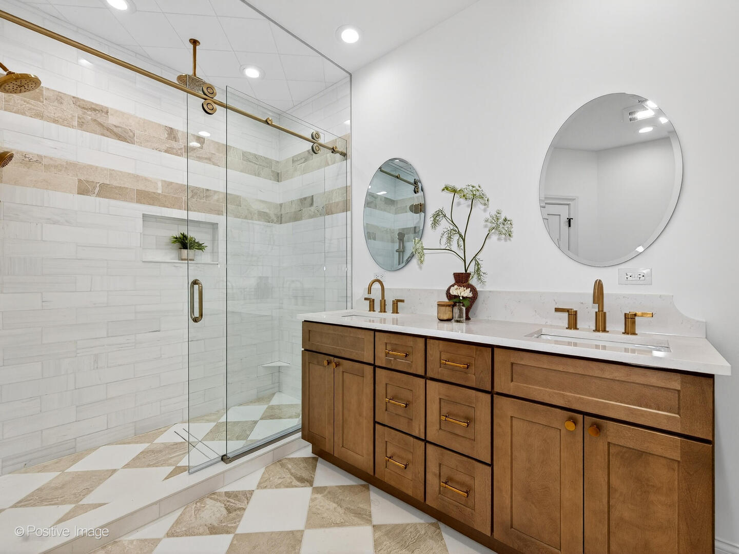 11300 Sequoya Lane, Indian Head Park, IL 60525