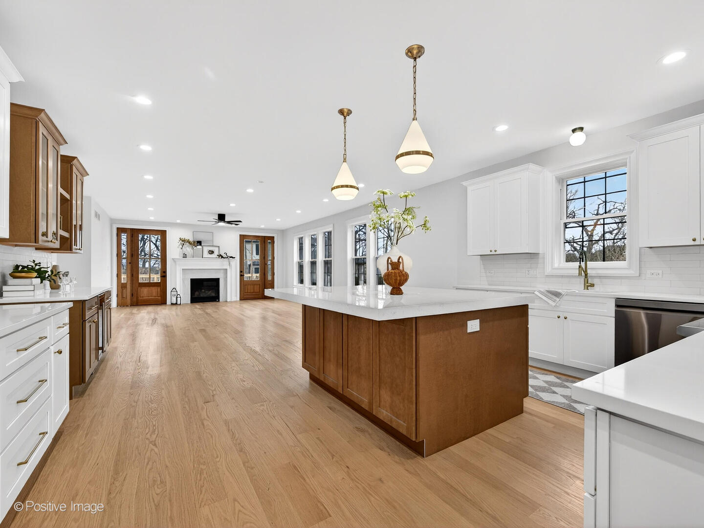 11300 Sequoya Lane, Indian Head Park, IL 60525