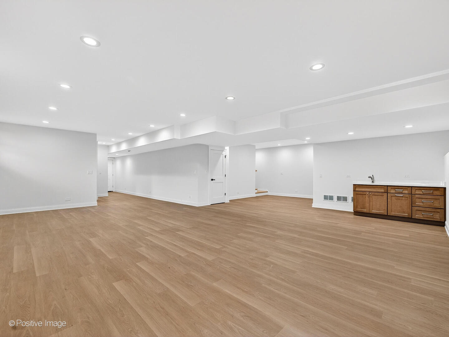 11300 Sequoya Lane, Indian Head Park, IL 60525