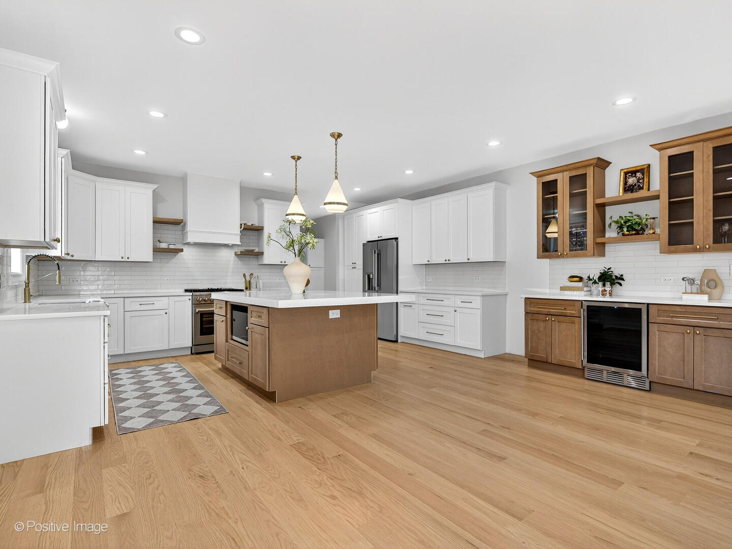 11300 Sequoya Lane, Indian Head Park, IL 60525