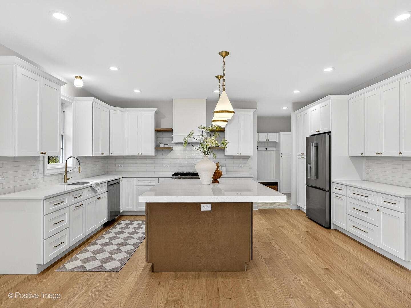 11300 Sequoya Lane, Indian Head Park, IL 60525