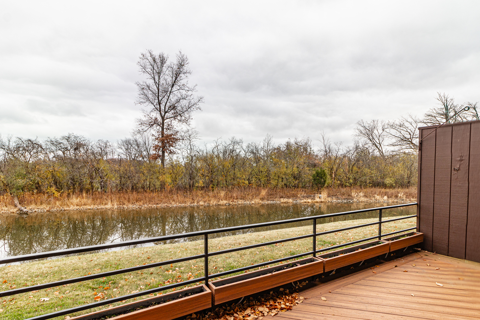 1087 Deerfield Place, Highland Park, IL 60035