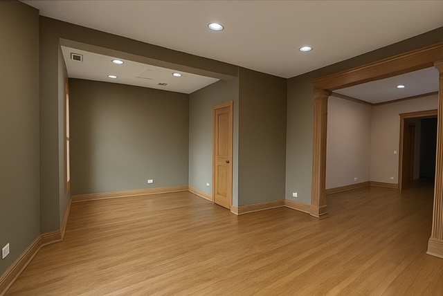 3309 S Lowe Avenue, Chicago, IL 60616