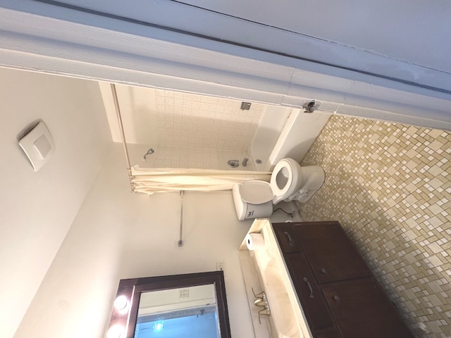 1557 Jill Court #11-104, Glendale Heights, IL 60139