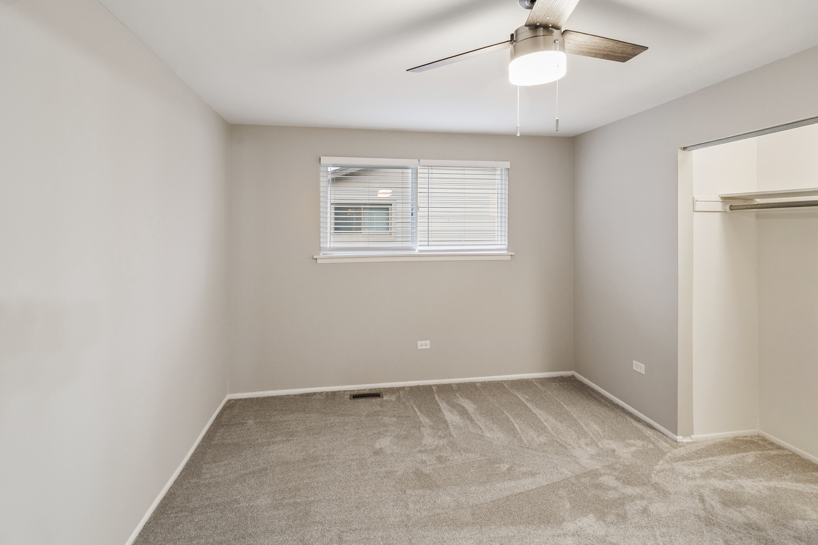 1061 Amherst Lane, University Park, IL 60484