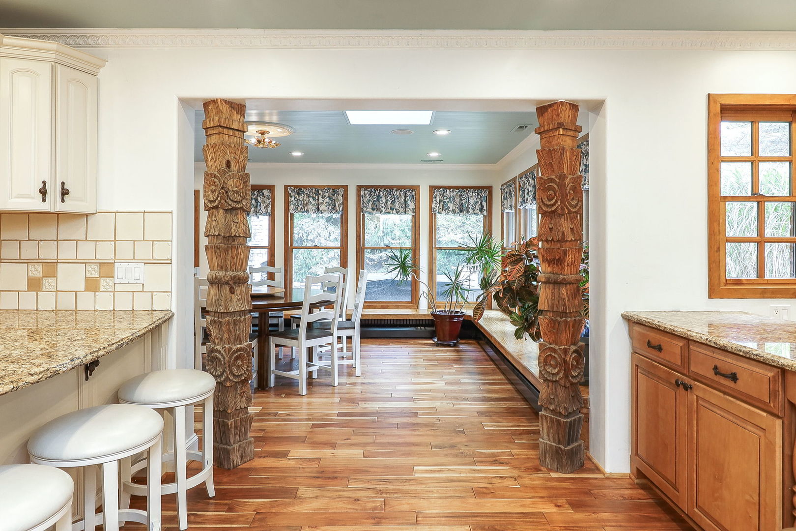 39 Mockingbird Lane, Oak Brook, IL 60523