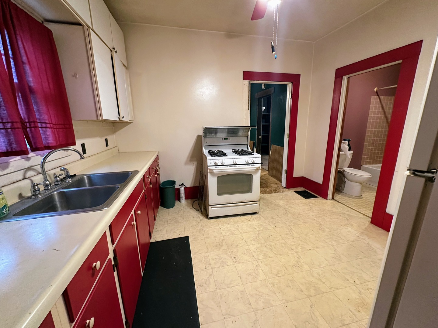 405 W Carter Street, Stanford, IL 61774